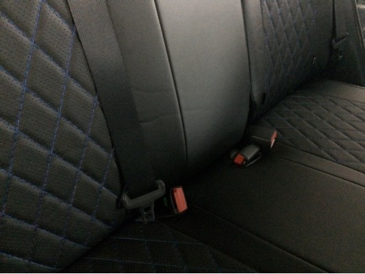 Авточехлы на Kia Rio 4