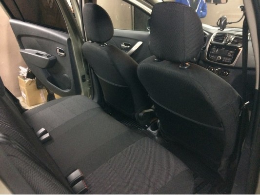 Авточехлы на Renault Sandero Stepway 2 Авточехлы на Renault Sandero Stepway 2